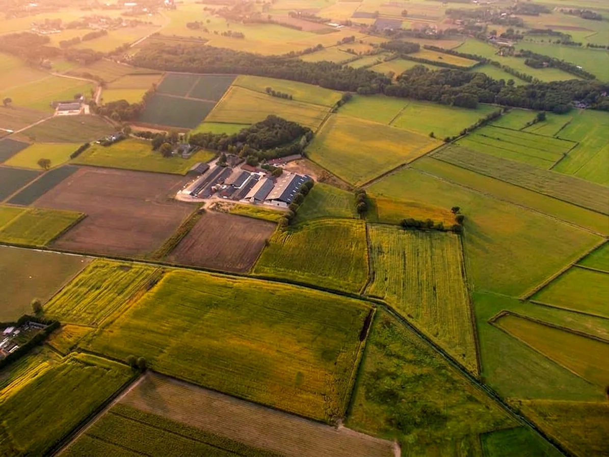 Eersel met de oude markt en monumentale boerderijen