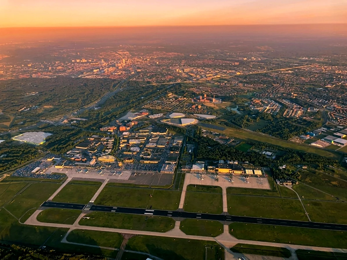De Evoluon vanuit de luchtballon